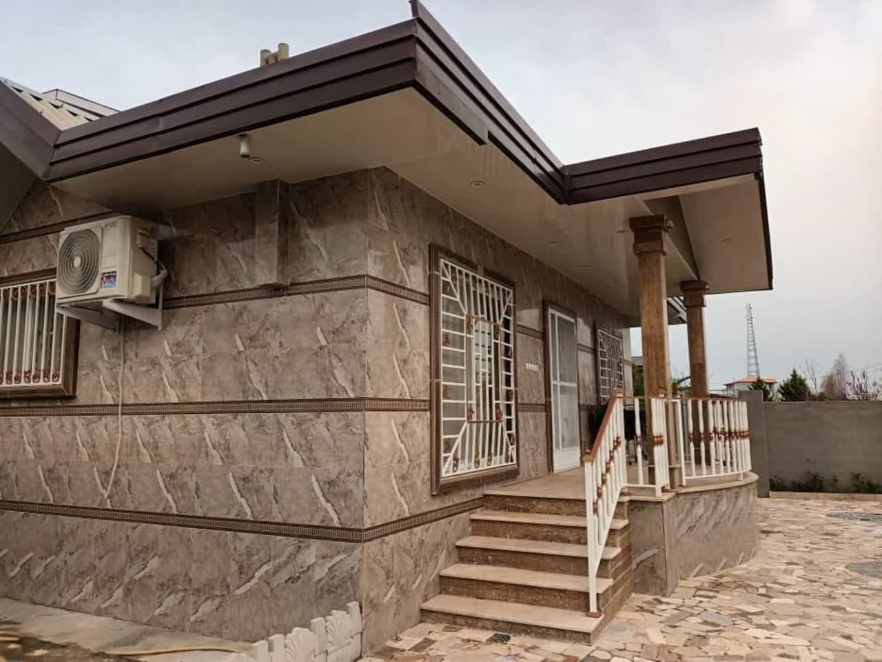 ویلا نزدیک به تلکابین رامسر