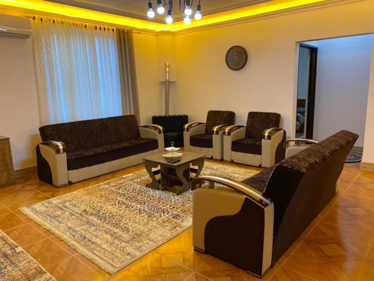 ویلا نزدیک دریا