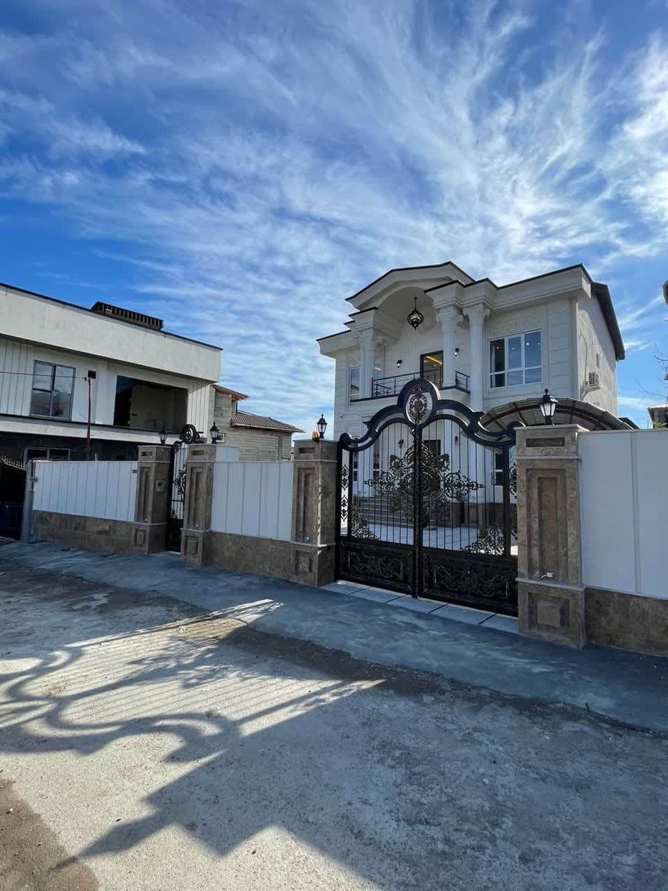 ویلا استخردار