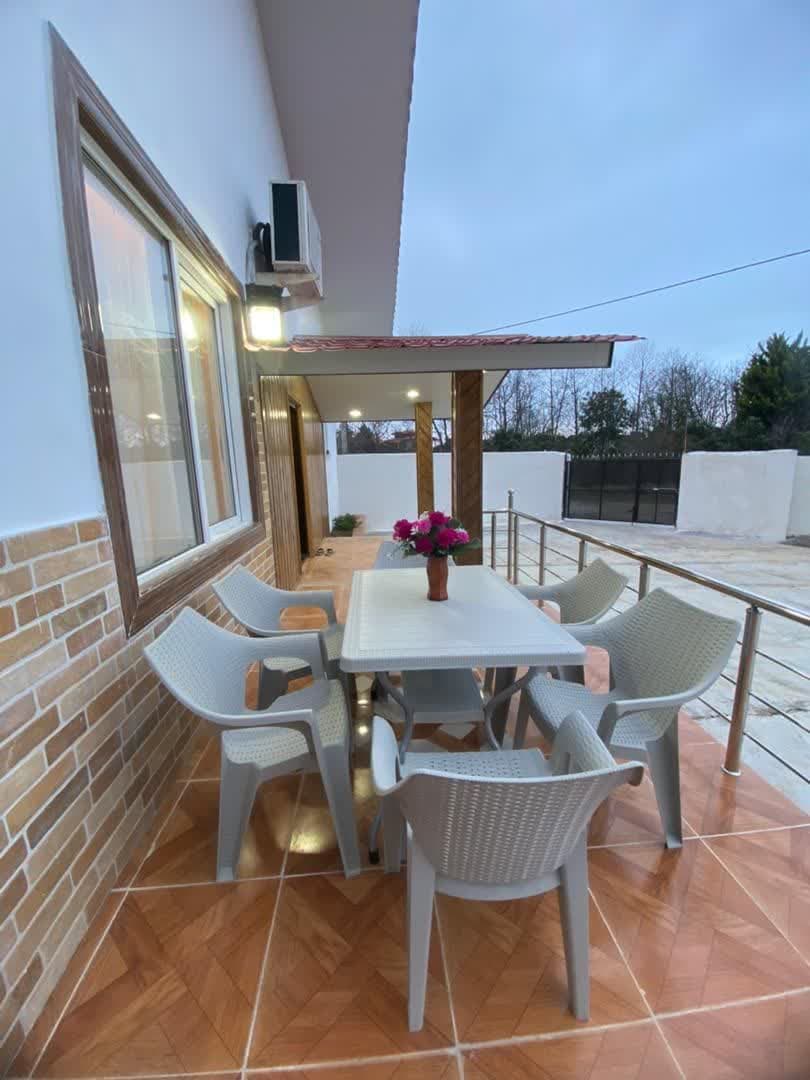 ویلا نزدیک دریا